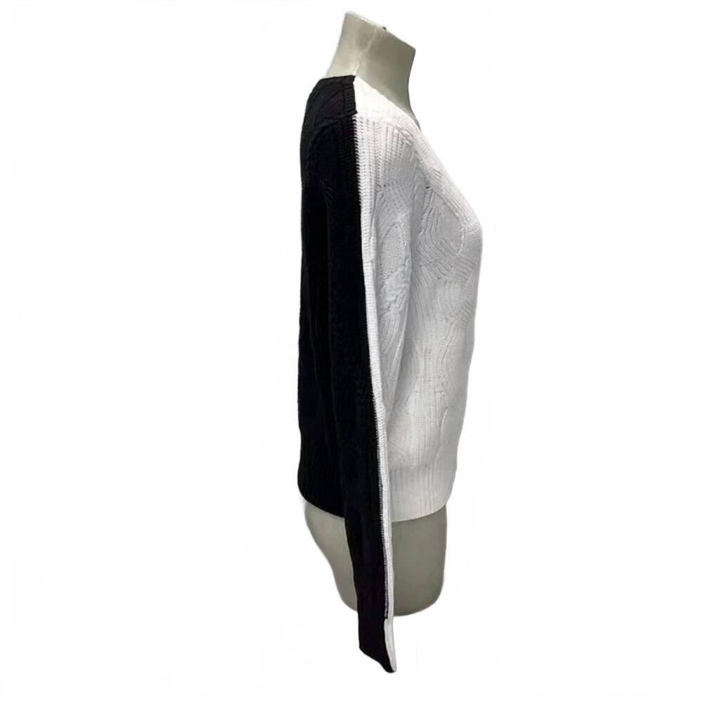 NEW ETCETERA women's connected knit sweater in white/black - Picture 2 of 4